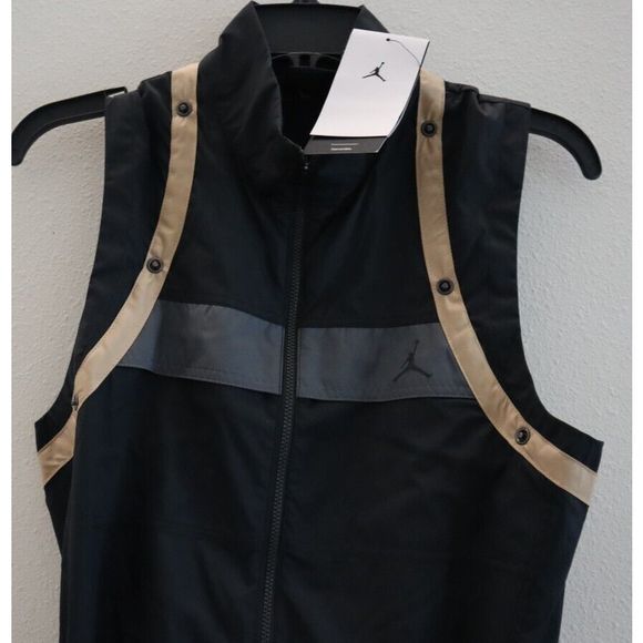 Air Jordan DD7089 Women's Sz S Black Next Utility Capsule Flightsuit Romper $185 - Picture 3 of 14